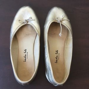 London Sole Gold Leather Ballet Flats